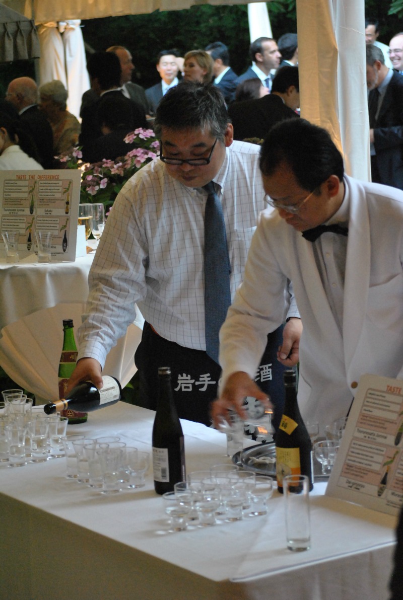 Sake Experts 